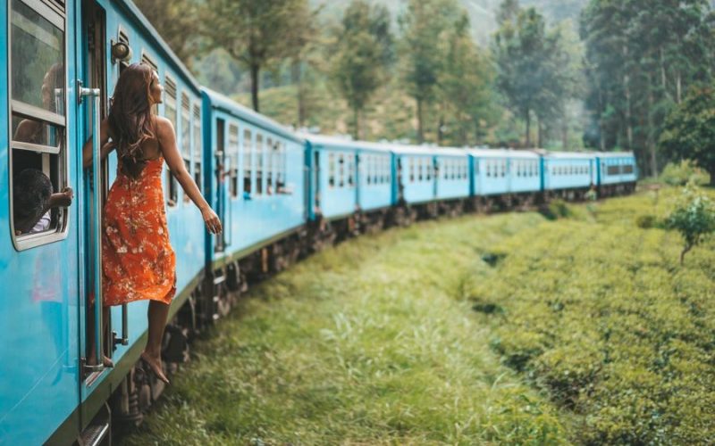 Train travelling tips for long train rides in India